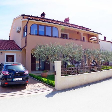Apartments Tina & Denis Pula Luaran gambar
