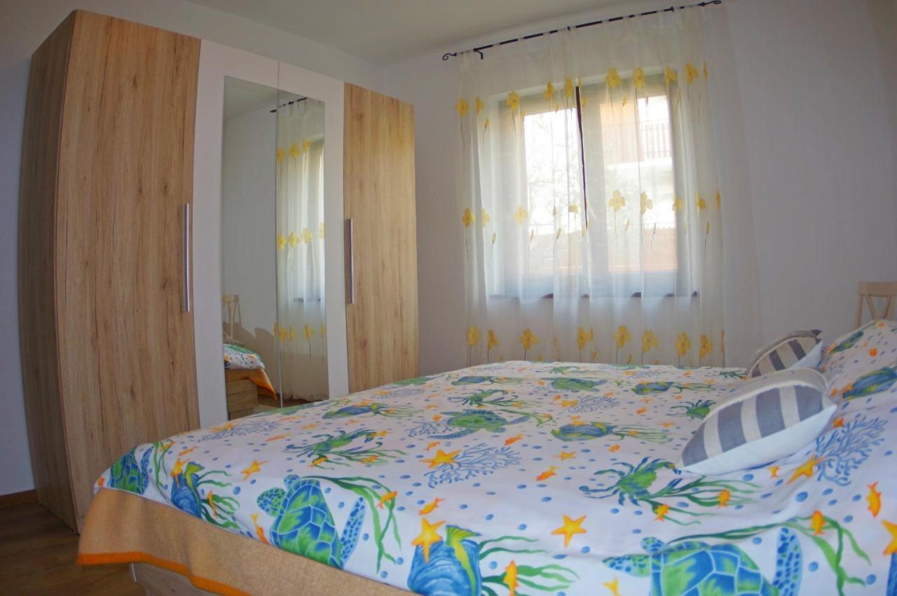 Apartments Tina & Denis Pula Luaran gambar