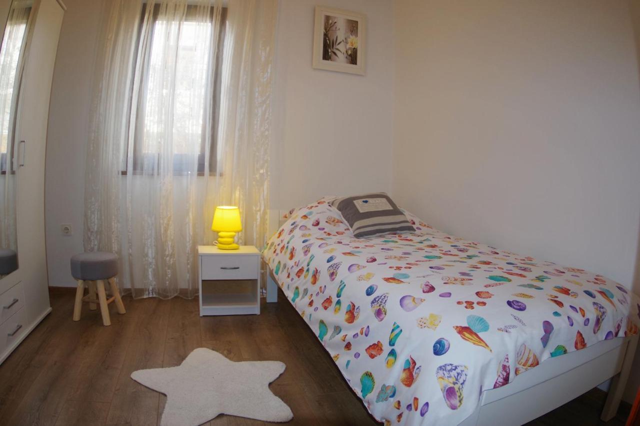 Apartments Tina & Denis Pula Luaran gambar